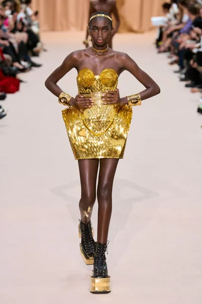 Look 47